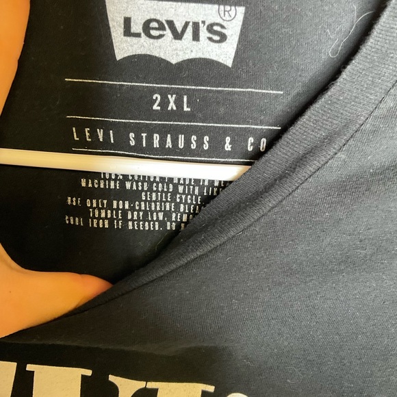 <Levi's Black Men's T-Shirt> - Picture 2 of 3